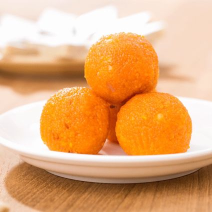 500 grams kesariya motichoor ladoo